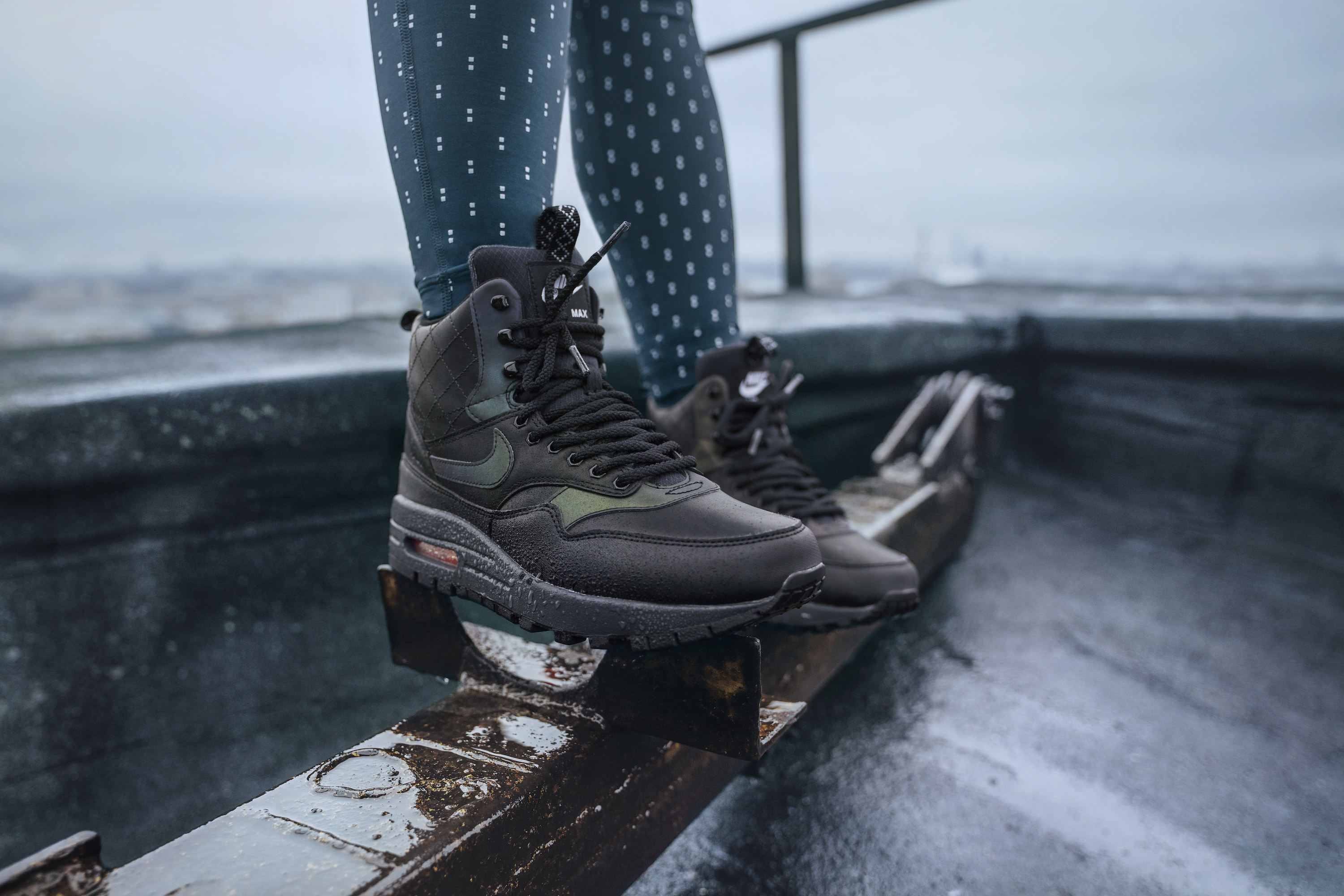 nike sneakerboot