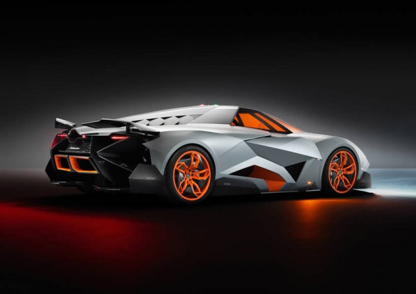 Lamborghini Egoista Concept 4