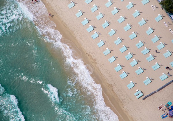 Aerial beach photographs by Gray Malin 5