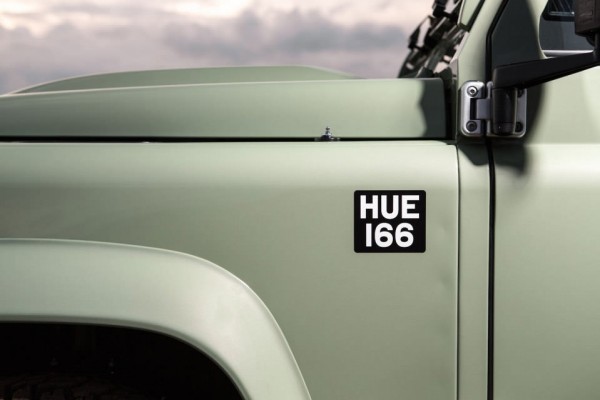 Land Rover Defender Heritage Limited Edition 4