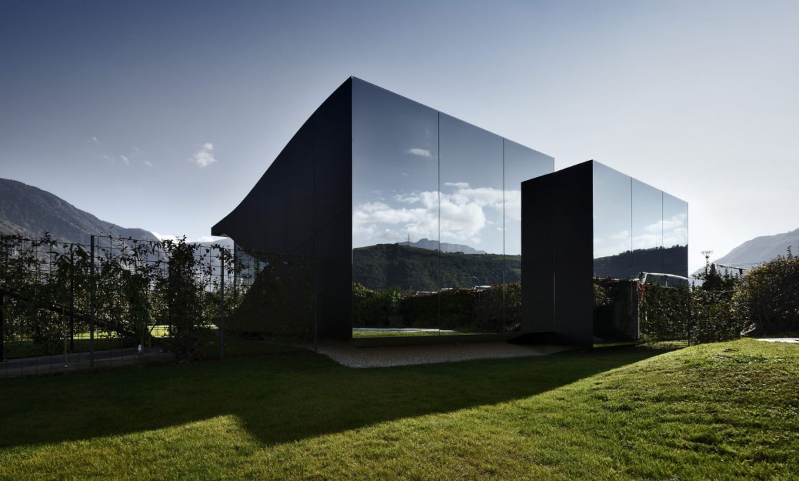 Mirror Houses by Peter Pichler Architecture 6