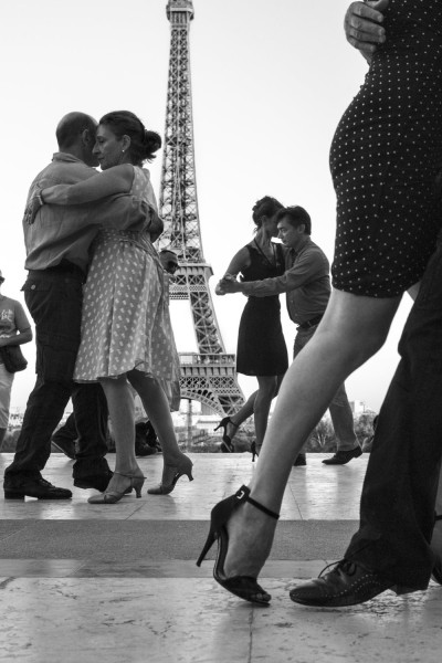 "French Kiss – A Love Letter to Paris" by Peter Turnley 2