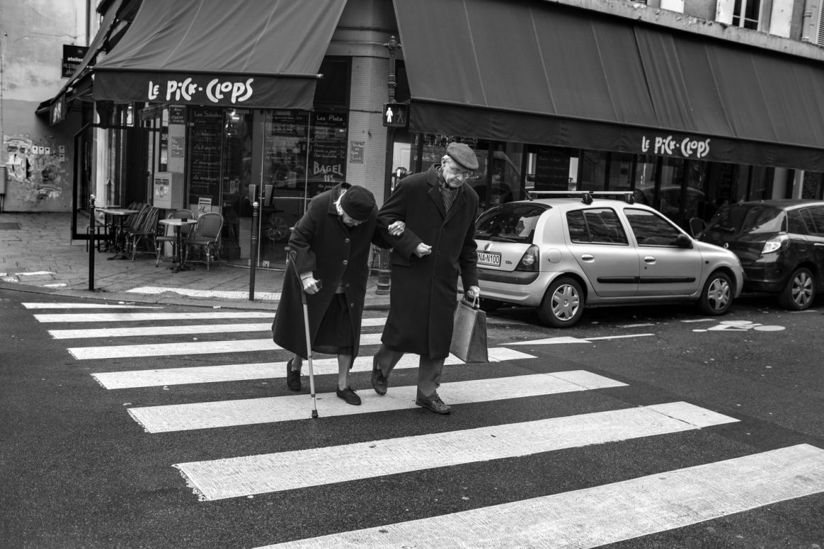 "French Kiss – A Love Letter to Paris" by Peter Turnley 35