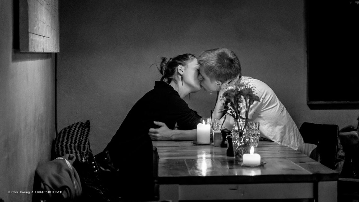 "French Kiss – A Love Letter to Paris" by Peter Turnley 10