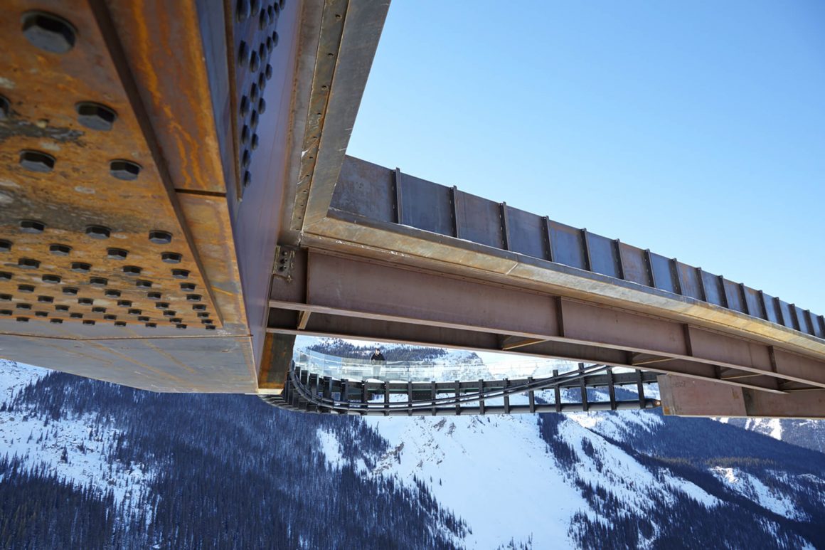 Glacier Skywalk by Sturgess Architecture 3