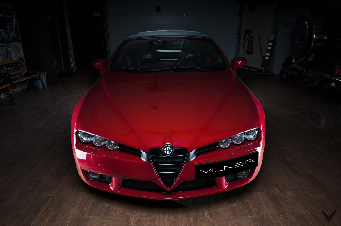 The Fibra dе Carbono Rosso: An Alfa Romeo Spider Given the Vilner Special Treatment